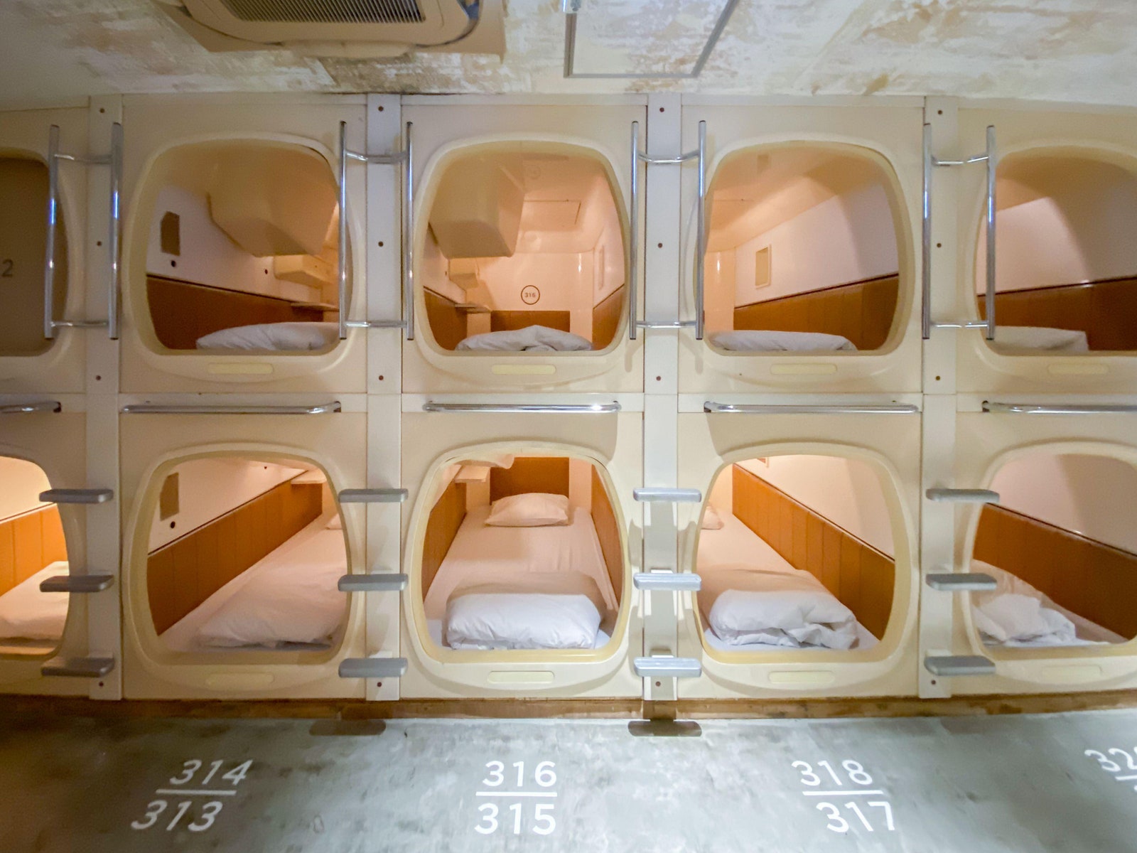 Inside the World’s 5 Smallest Hotel Rooms