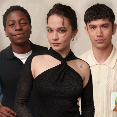 The Cast of Alien: Romulus (L-R): Spike Fearn, David Jonsson, Cailee Spaeny, Archie Renaux, and Isabela Merced.