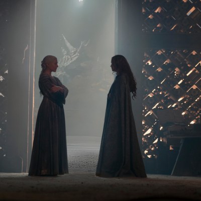 Rhaenyra Targaryen (Emma D'Arcy) and Alicent Hightower (Olivia Cooke) have a heart-to-heart in Dragonstone